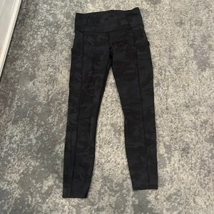 Camo lulu lemon leggings